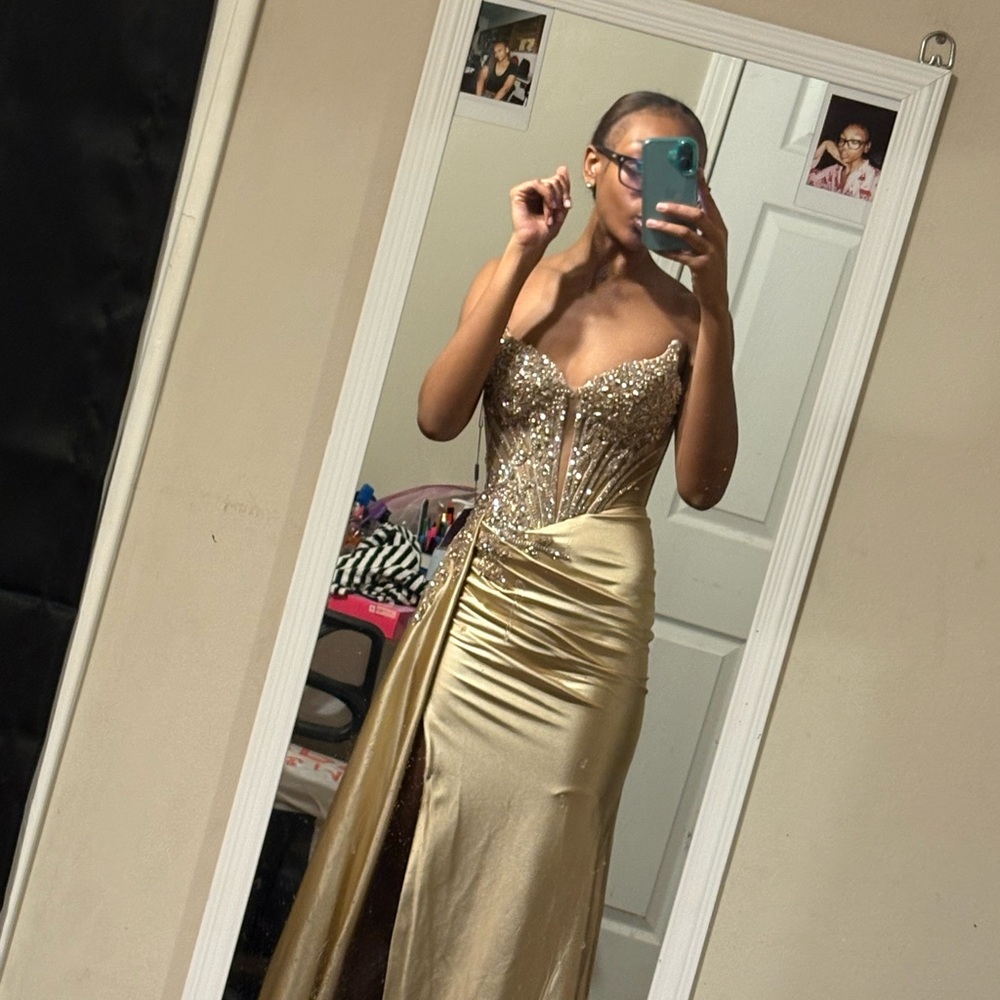 Prom Dress!! - Picture 11 of 11